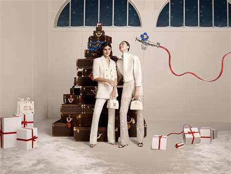 Louis Vuitton christmas animation collection